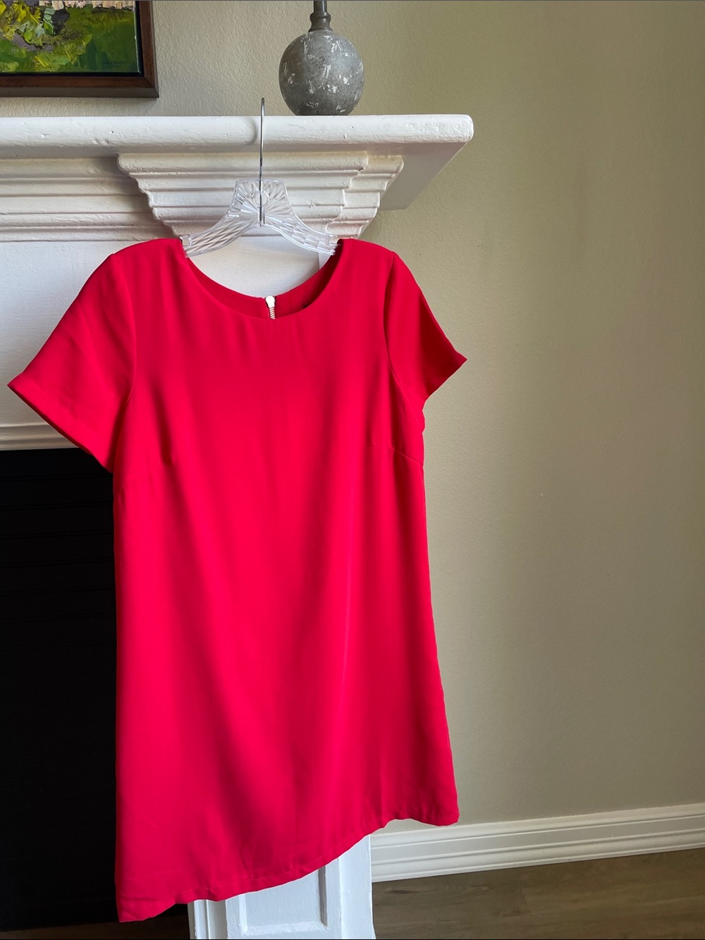 Modern Short-Sleeve Mini Dress in Vivid Red